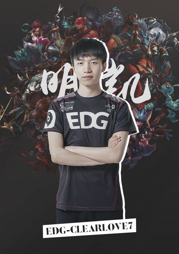 在羽毛球双 在羽毛球双