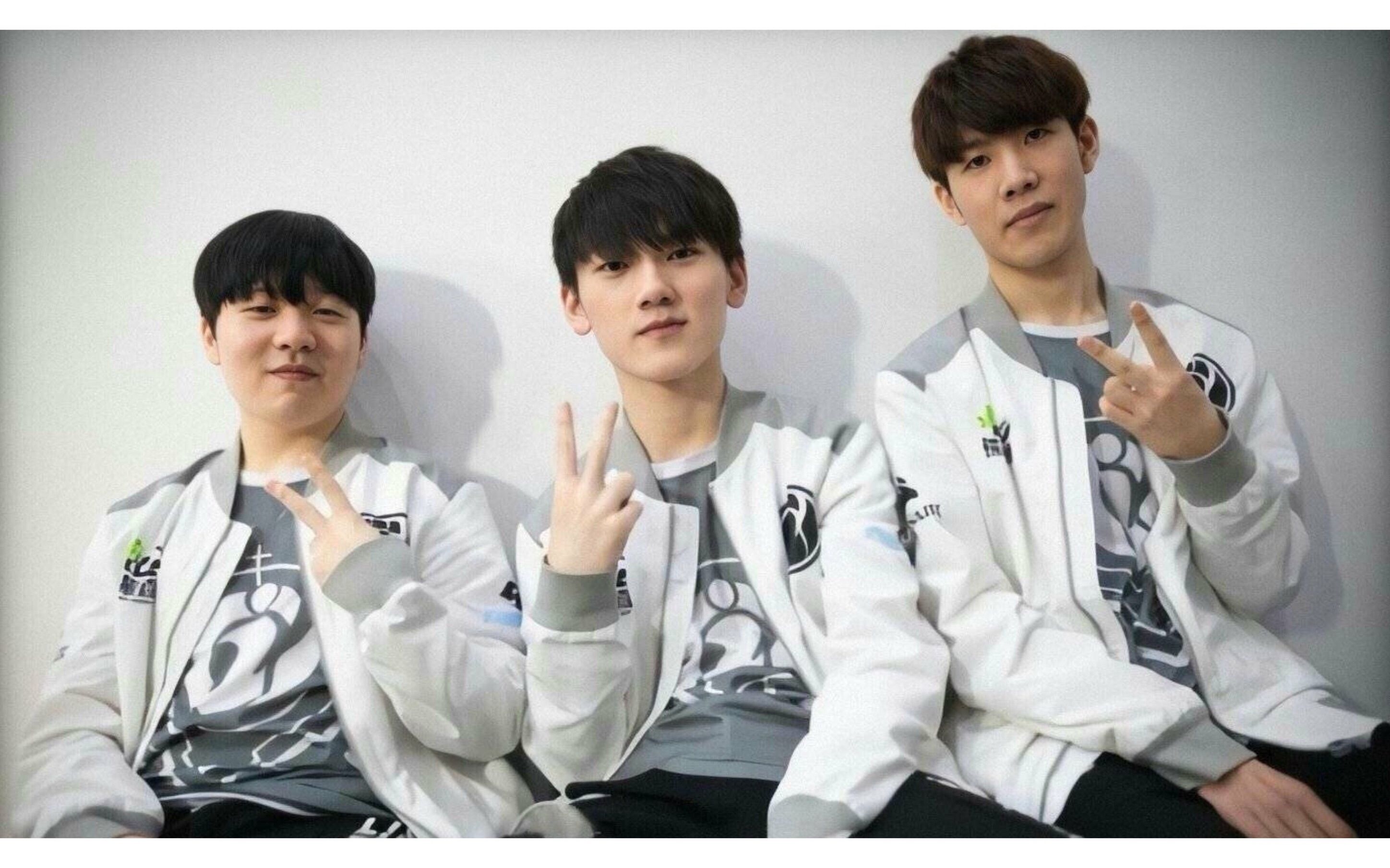 到他在过去 到他在过去